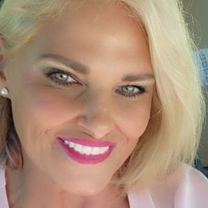 Meet your Posher, Eve